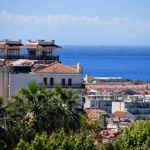 appartement-terrasse-vue-mer-nice.fr-provencehotel.com/